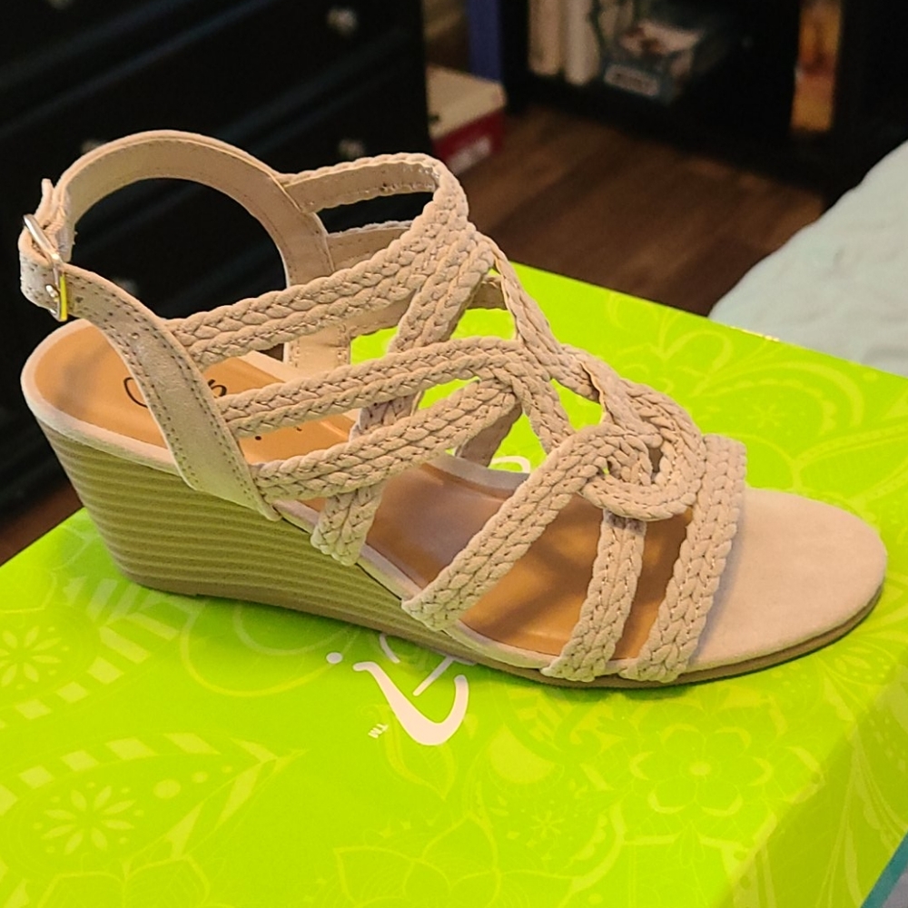 Y'Not? Wedges